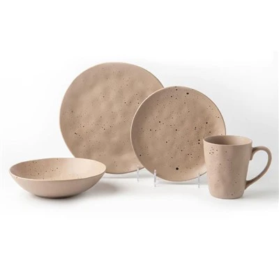 Benekli Stoneware Yemek Takımı